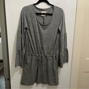 Chaser Shirred Peplum Sleeve Drawstring Mini Dress Streaky Grey Med